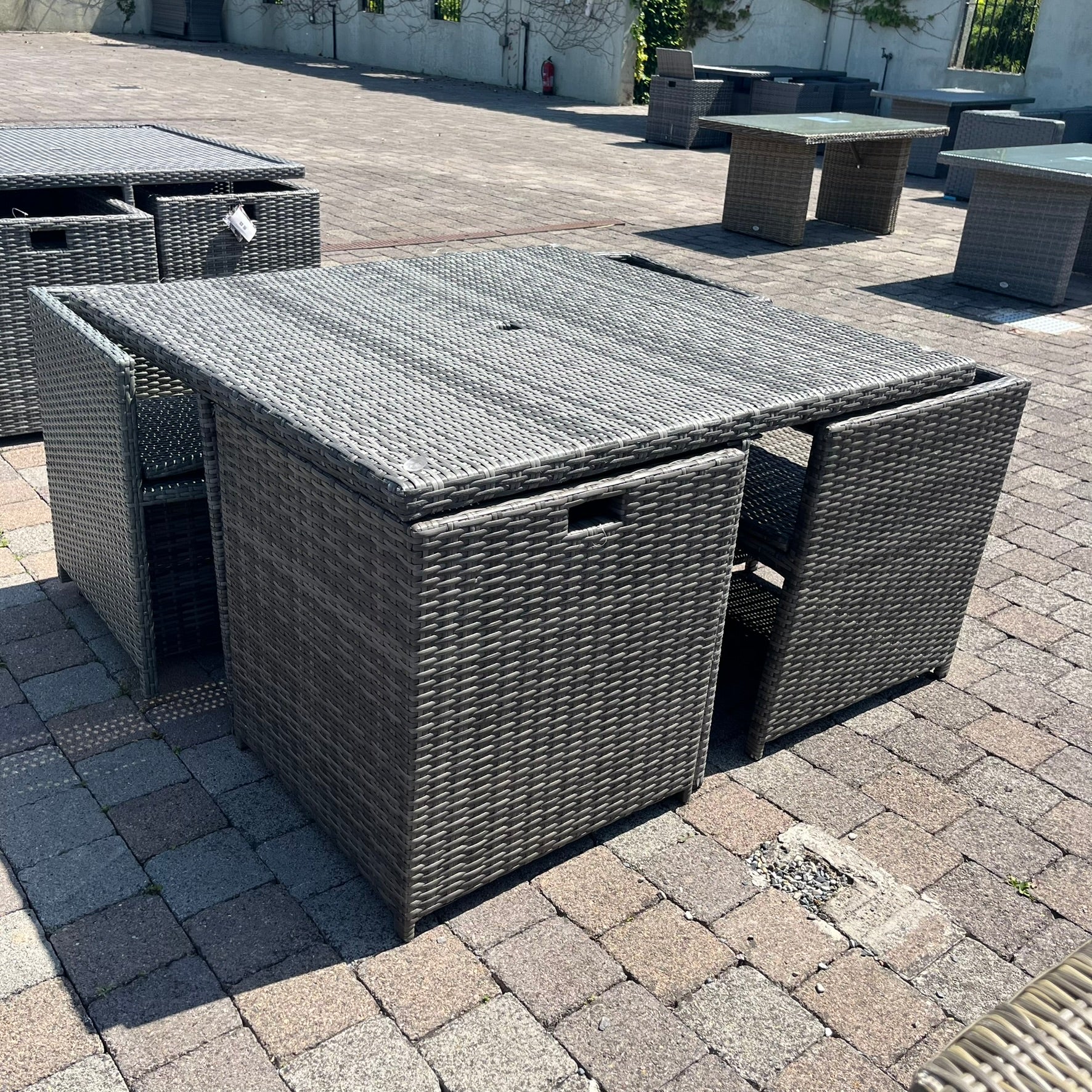 4 Seater Cube - Clearance - Image 4