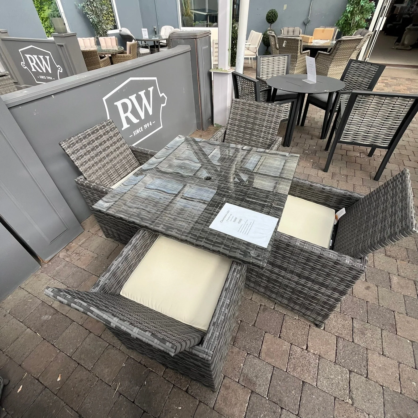 4 Seater Set - Clearance - Image 2