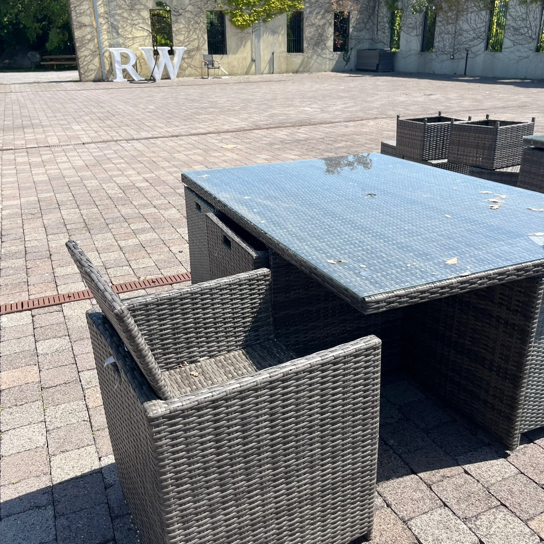 6 Seater Cube - Clearance - Image 2
