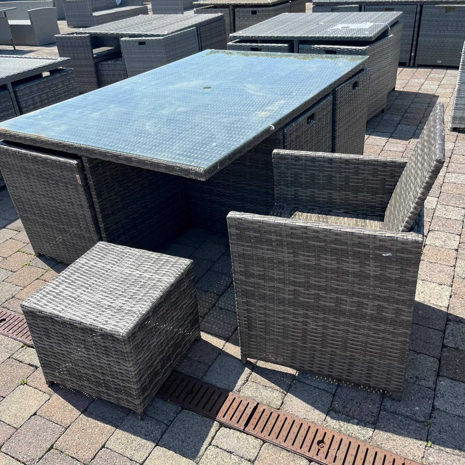 6 Seater Cube - Clearance - Image 3