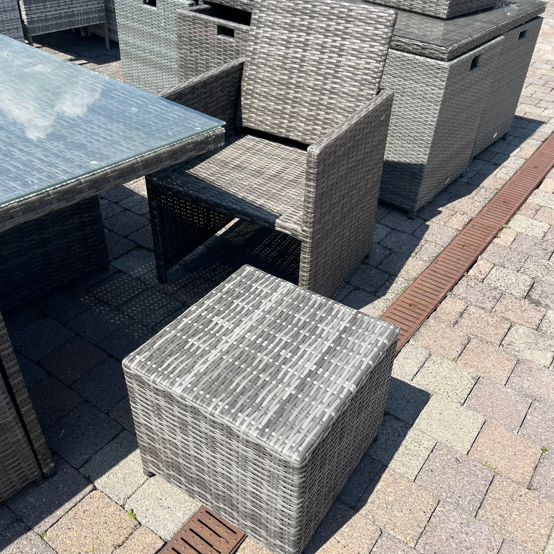 6 Seater Cube - Clearance - Image 5