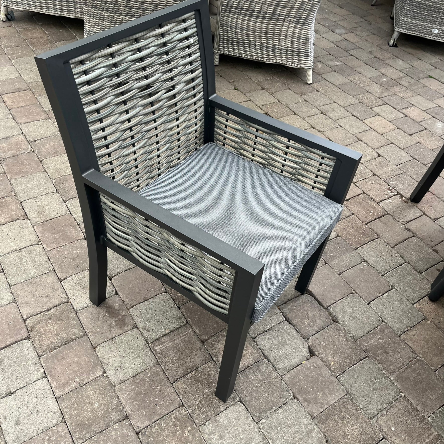 Chaumont 4-Seater Set Clearance - Image 4