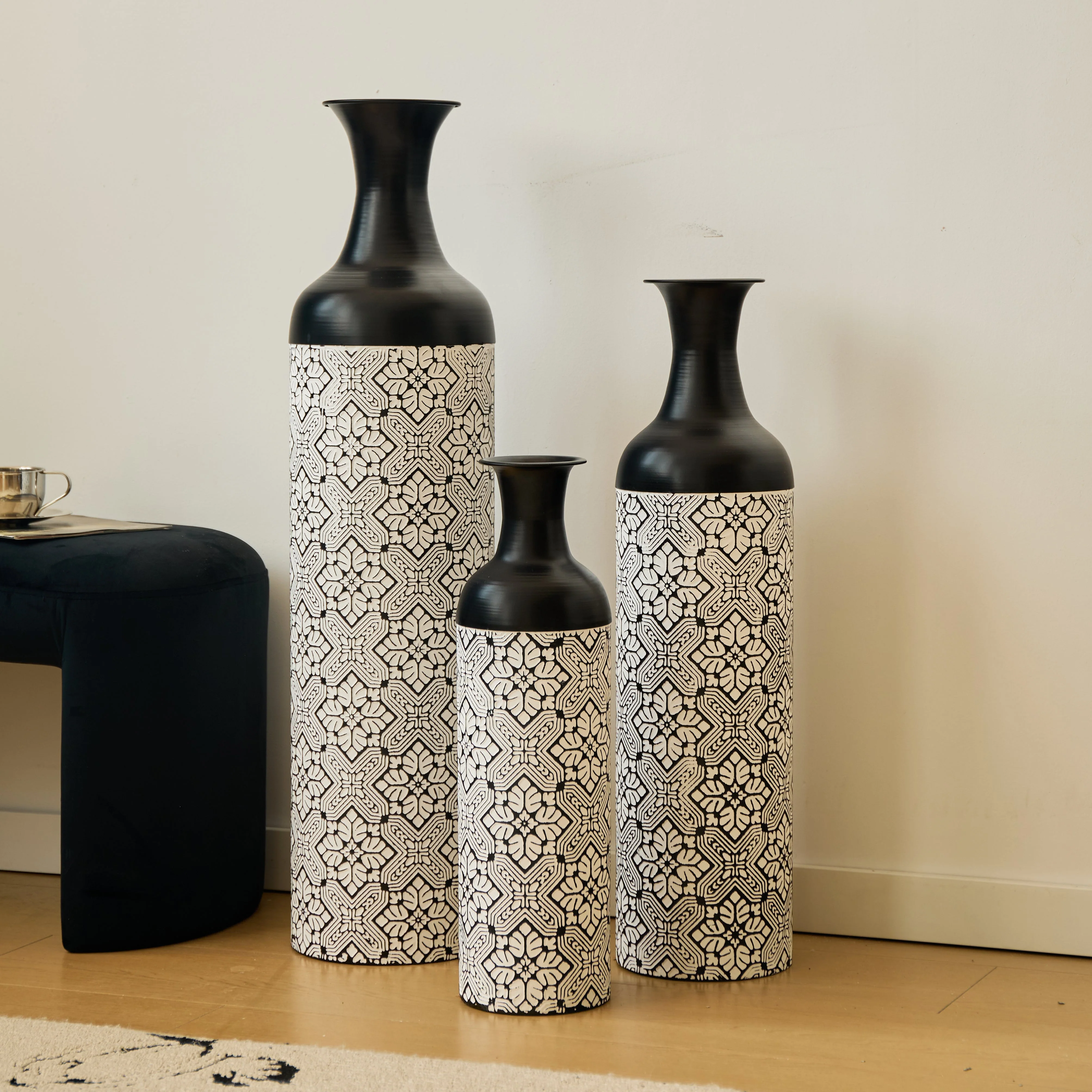 Floor to Ceiling Vase Set, 3-Piece Retro 83/65/50cm Decorative, Black and White Metal - Image 2