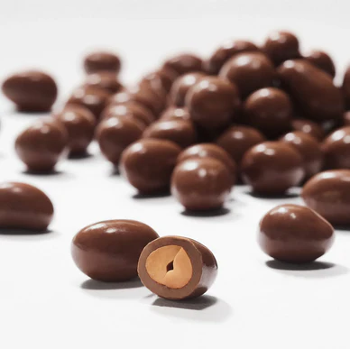 Milk Chocolate Peanuts 200g