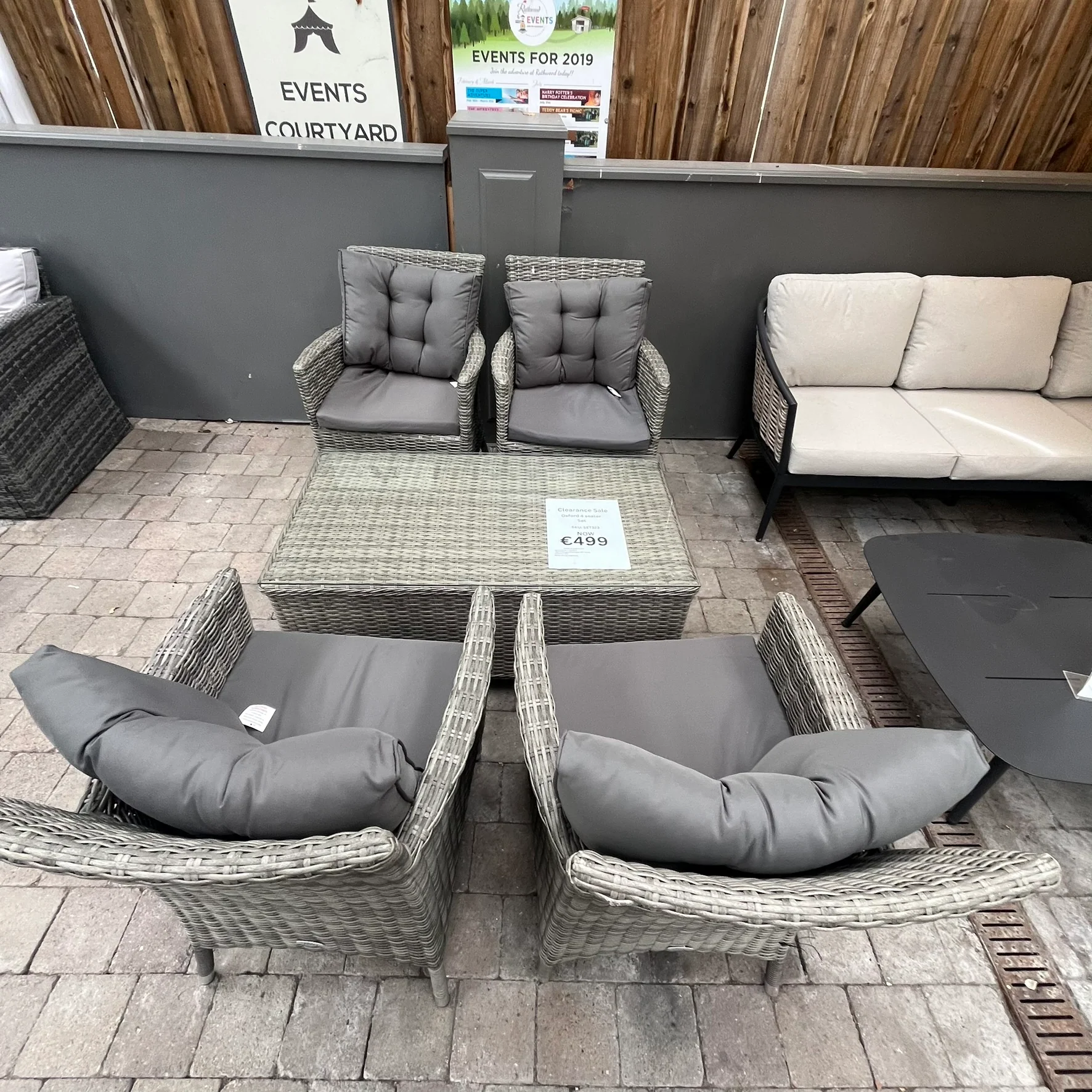 Oxford 4 Seater Coffee Set - Image 3