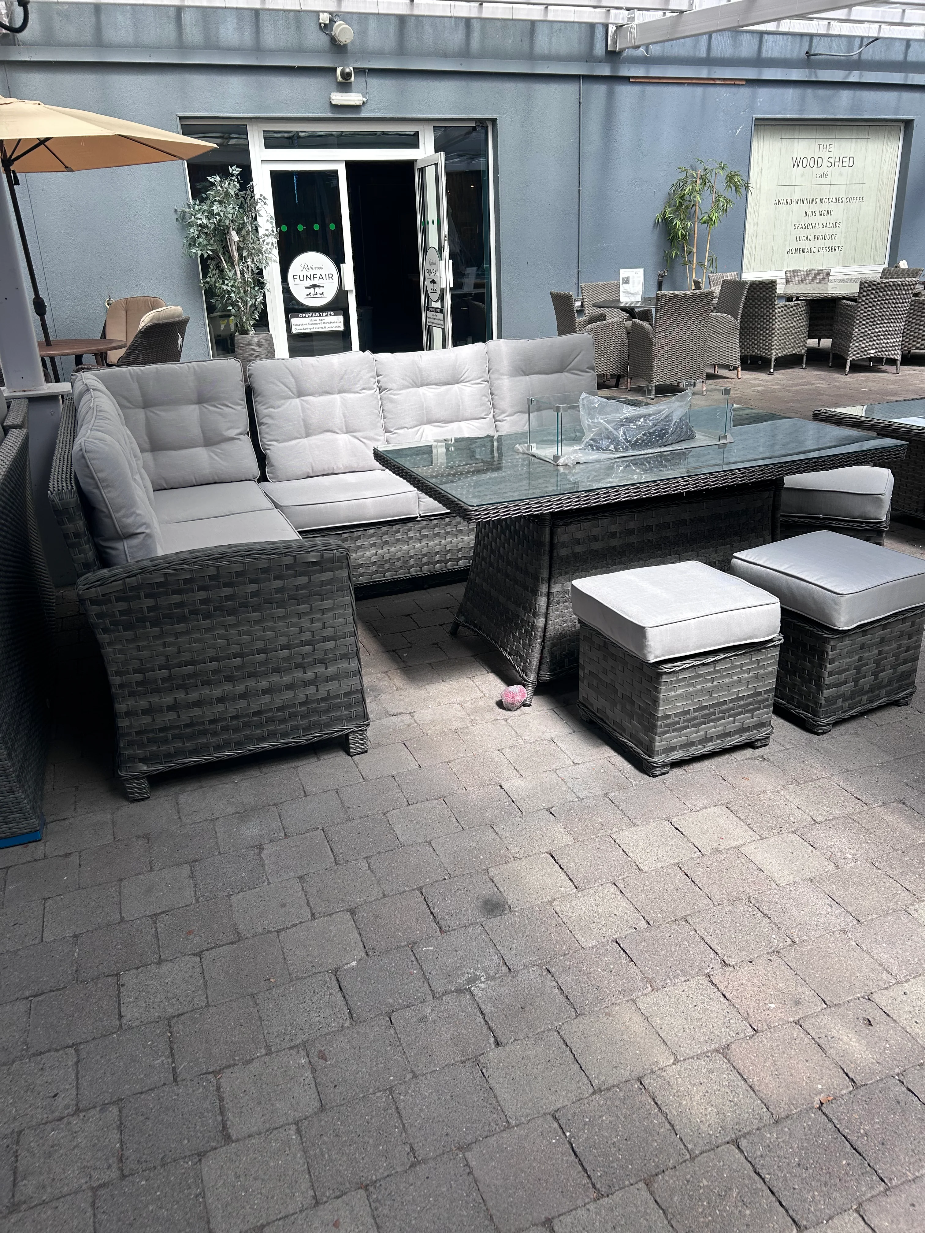 Ravenna Corner With Fire Pit - Clearance - Image 5