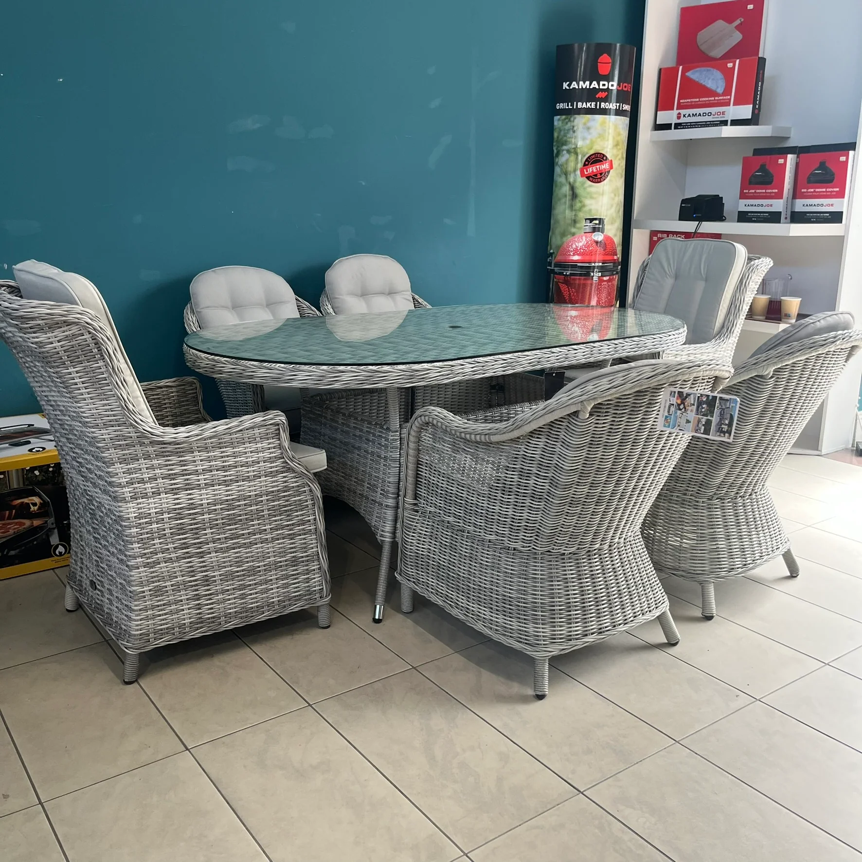 Sepino 6 Seater Oval Set - Clearance - Image 5