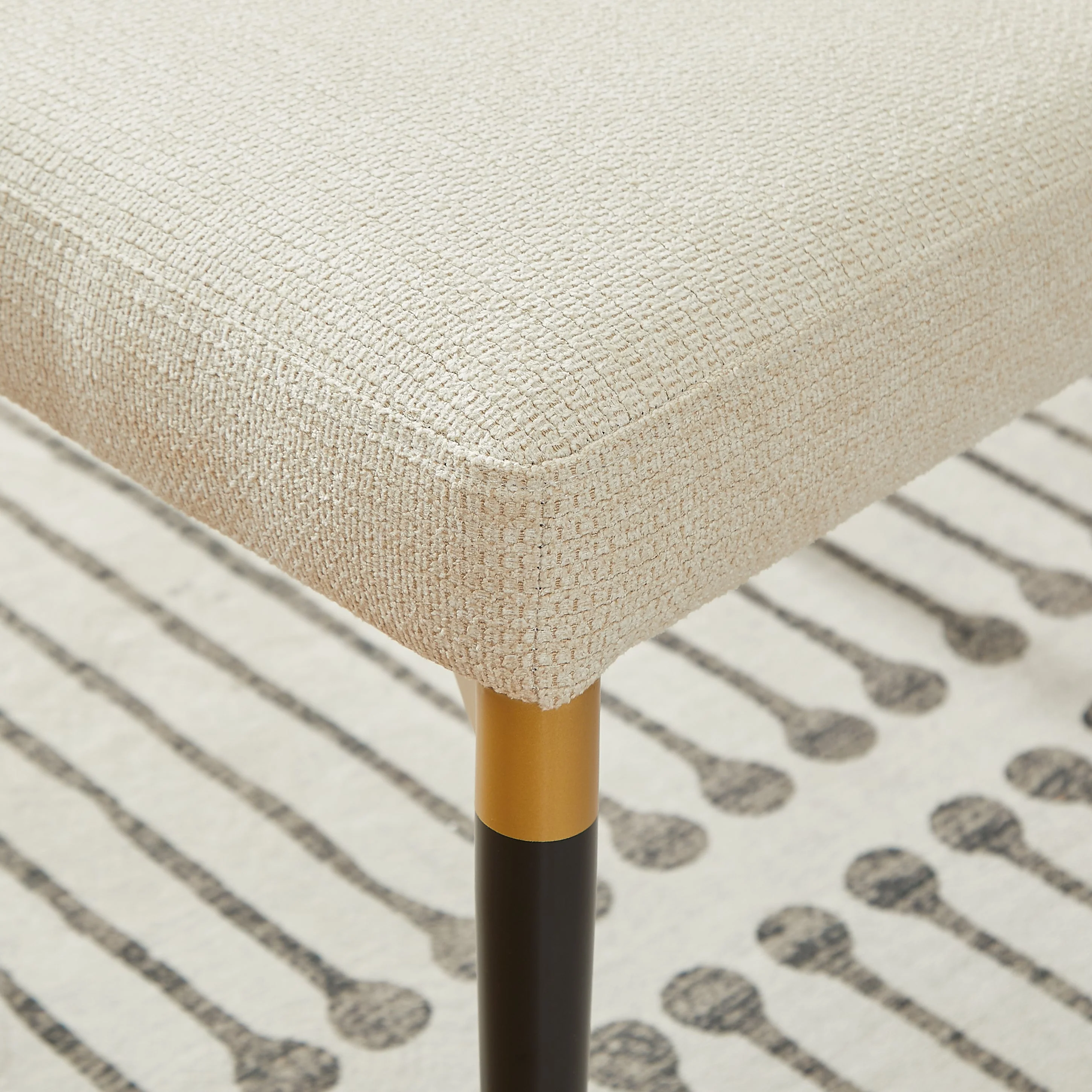 Set of 2 Dining Chairs Scandinavian Style Black/Gold Legs - Cream Fabric - Image 5