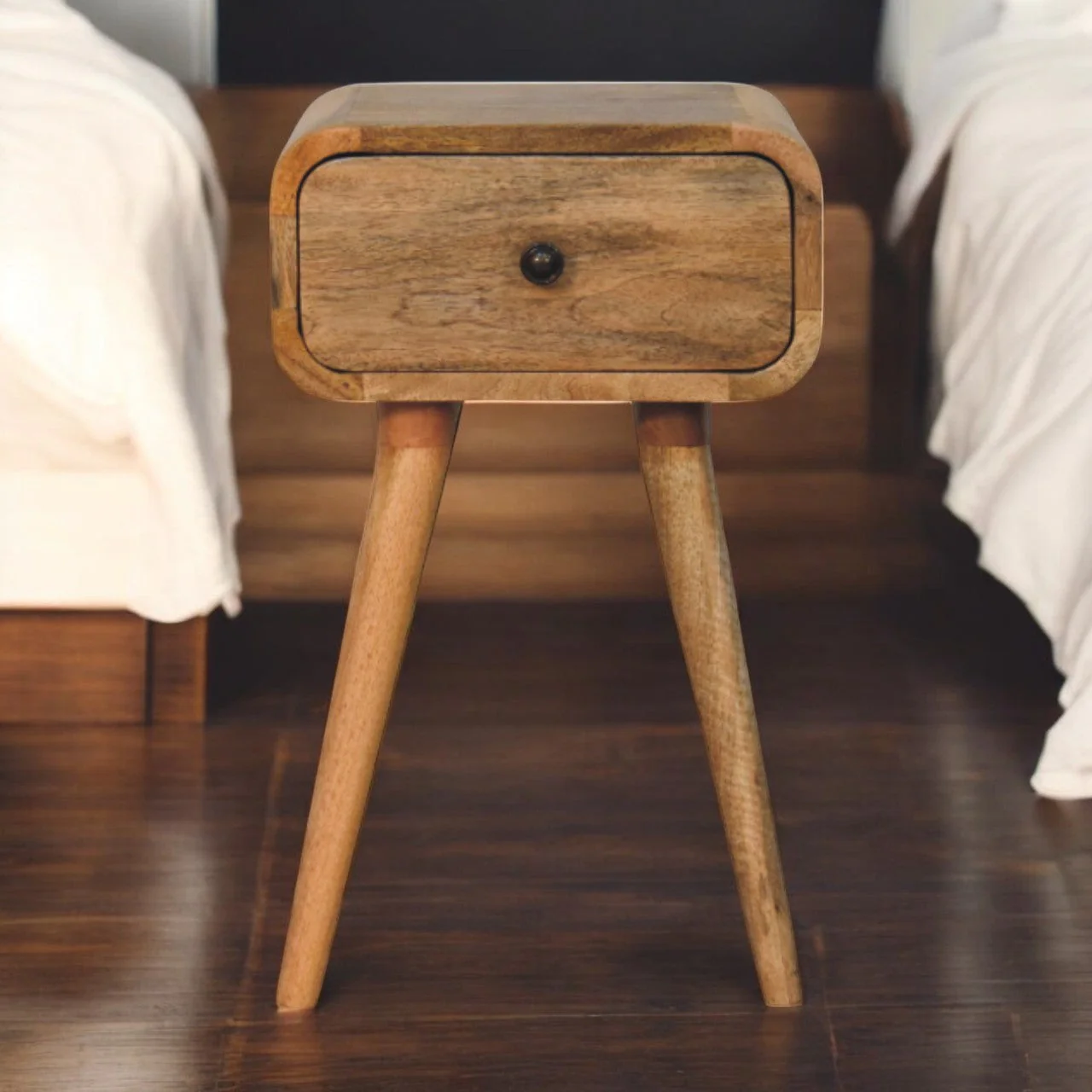Solid Wood Avora Mini Nightstand with 1 Drawer, Brown Oak-ish Finish